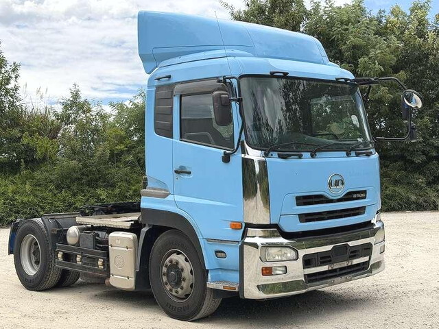 UD TRUCKS Quon Trailer Head QKG-GK6XAB 2015 714,000km_1