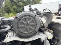 UD TRUCKS Quon Trailer Head QKG-GK6XAB 2015 714,000km_15