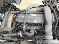 UD TRUCKS Quon Trailer Head QKG-GK6XAB 2015 714,000km_17