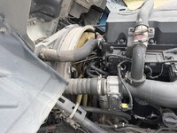 UD TRUCKS Quon Trailer Head QKG-GK6XAB 2015 714,000km_19