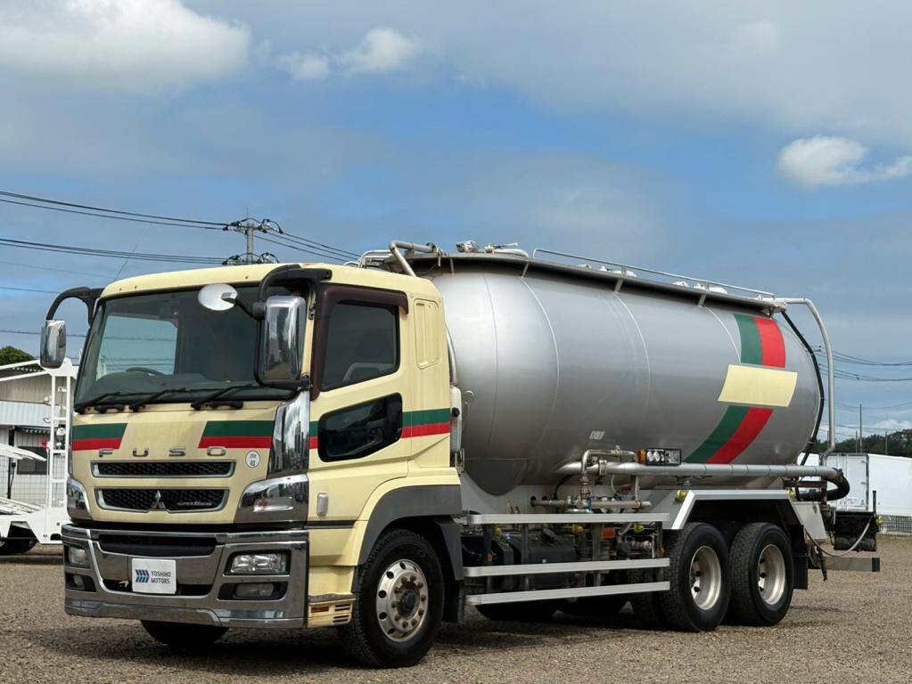 MITSUBISHI FUSO Super Great バルクシャ（フンリュウタイウンパンシャ） QPG-FU60VY 2015 392,000km