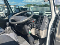 NISSAN Atlas Flat Body BKG-AJR85A 2011 62,700km_23