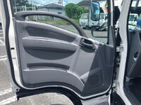 ISUZU Elf Aluminum Van TPG-NLR85AN 2018 63,468km_32