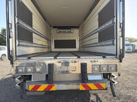 MITSUBISHI Fighter Reefer Van TKG-FK61F 2016 796,000km_13