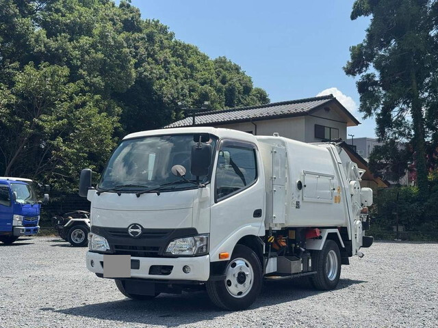 Dutro Garbage Truck_1