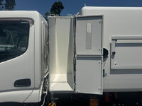 HINO Dutro Garbage Truck TPG-XZU600X 2017 97,412km_7