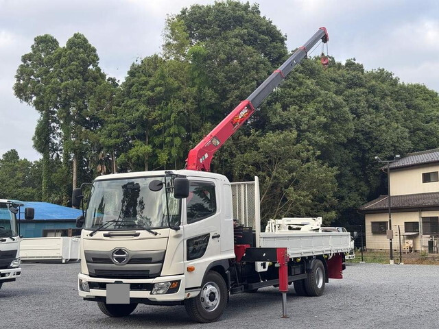 Ranger Truck (With 4 Steps Of Cranes)_1