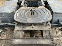 ISUZU Giga Trailer Head QKG-EXD52AG 2015 683,776km_18