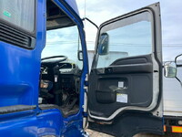 ISUZU Giga Trailer Head QKG-EXD52AG 2015 683,776km_22