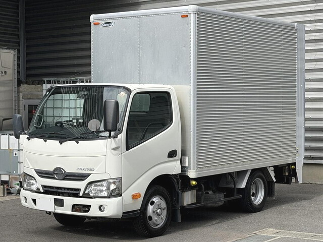 Dutro Aluminum Van_1