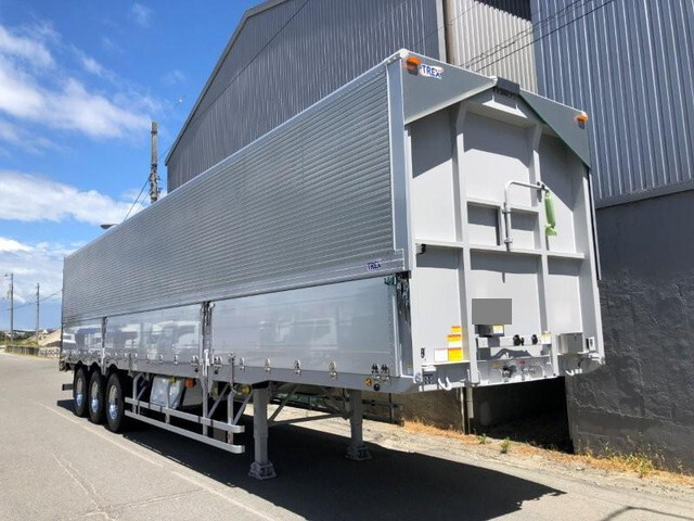 Others Gull Wing Trailer_1