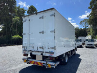 ISUZU Elf Refrigerator & Freezer Truck TPG-NPR85AN 2016 217,897km_2