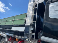 UD TRUCKS Quon Dump QKG-CW5XL 2012 679,000km_27