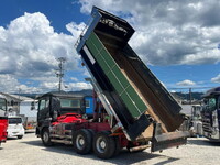UD TRUCKS Quon Dump QKG-CW5XL 2012 679,000km_2