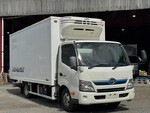 Dutro Refrigerator & Freezer Truck