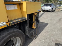 ISUZU Elf Cherry Picker SKG-NKR85AN 2011 305,000km_16