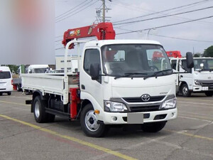 TOYOTA Dyna Truck (With 4 Steps Of Cranes) TKG-XZU650 2018 68,000km_1