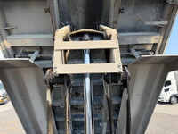 UD TRUCKS Quon Dump QKG-CW5XL 2015 616,000km_20