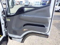 MITSUBISHI FUSO Canter Aluminum Block TPG-FEB80 2018 253,000km_36