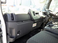 UD TRUCKS Condor Flat Body 2RG-BRR90S4 2024 26,000km_34