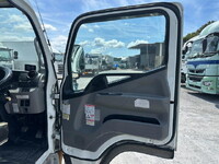 MITSUBISHI FUSO Canter Truck (With 4 Steps Of Cranes) TPG-FEB50 2018 780,000km_15