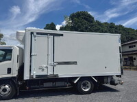 ISUZU Elf Refrigerator & Freezer Truck 2RG-NPR88YN 2020 143,620km_7