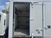 ISUZU Elf Refrigerator & Freezer Truck 2RG-NPR88YN 2020 143,620km_8