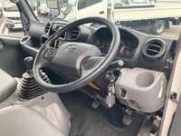 TOYOTA Toyoace Double Cab 2RG-XZU605 2020 8,078km_22