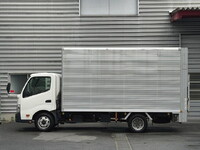 TOYOTA Dyna Aluminum Van TPG-XZU712 2018 126,000km_3