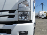 ISUZU Forward Refrigerator & Freezer Truck TKG-FRR90S2 2017 470,000km_7