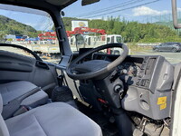ISUZU Elf Flat Body TRG-NMR85AR 2017 260,979km_33