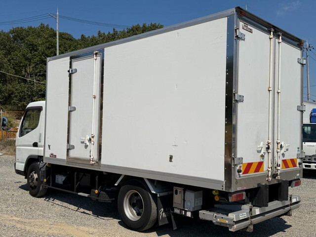 Canter Refrigerator & Freezer Truck_2