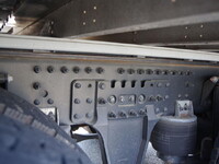 UD TRUCKS Quon Aluminum Wing 2RG-CG5FA 2023 174,000km_6