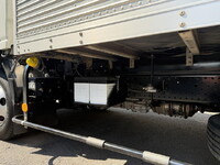 ISUZU Elf Aluminum Van TPG-NPR85YN 2015 123,000km_10