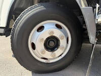 ISUZU Elf Aluminum Van TPG-NPR85YN 2015 123,000km_32