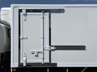 HINO Dutro Refrigerator & Freezer Truck TPG-XZU712M 2017 287,000km_9
