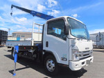 Elf Truck (With 4 Steps Of Cranes)