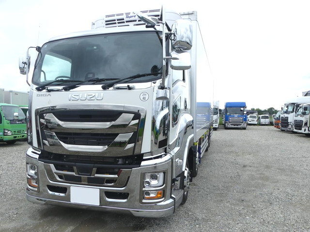 Giga Refrigerator & Freezer Truck_1