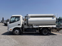 HINO Dutro Tank Lorry 2KG-XZU685M 2021 59,915km_7