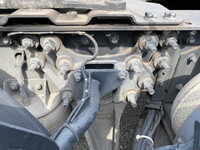 UD TRUCKS Quon Trailer Head QPG-GK5XAB 2016 613,000km_16