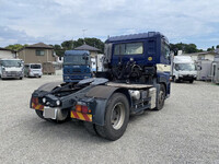 UD TRUCKS Quon Trailer Head QPG-GK5XAB 2016 613,000km_5