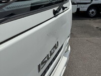 ISUZU Elf Safety Loader TKG-NPR85YN 2017 121,822km_34