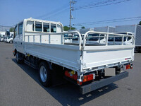 HINO Dutro Double Cab 2RG-XZU710M 2022 242,000km_2
