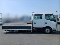 HINO Dutro Double Cab 2RG-XZU710M 2022 242,000km_7