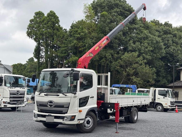 Ranger Truck (With 4 Steps Of Cranes)_1