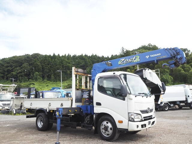 HINO Dutro Truck (With 4 Steps Of Cranes) TKG-XZU695M 2017 150,122km