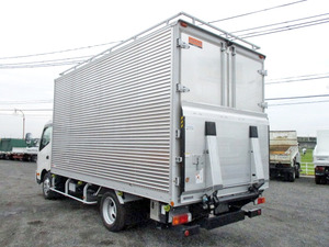 Dutro Aluminum Van_2