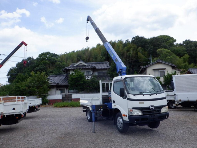 HINO Dutro Truck (With 4 Steps Of Cranes) BDG-XZU344M 2010 98,968km_1