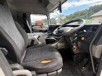 UD TRUCKS Quon Trailer Head 2PG-GK5AAB 2019 372,000km_20