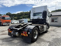 UD TRUCKS Quon Trailer Head 2PG-GK5AAB 2019 372,000km_3